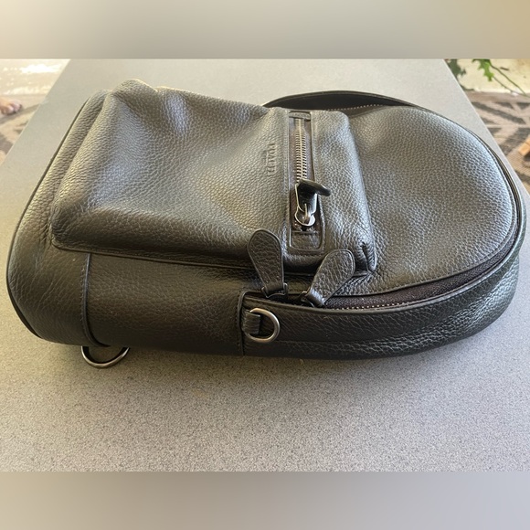 Coach Sling Bag - Picture 3 of 8